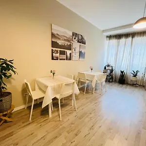  Hébergement de vacances Sonila's 1